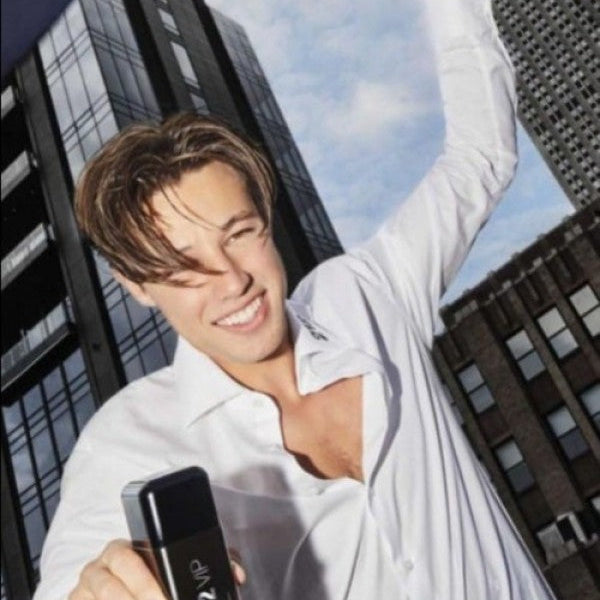 Carolina Herrera 212 VIP Black Own The Party NYC Perfume