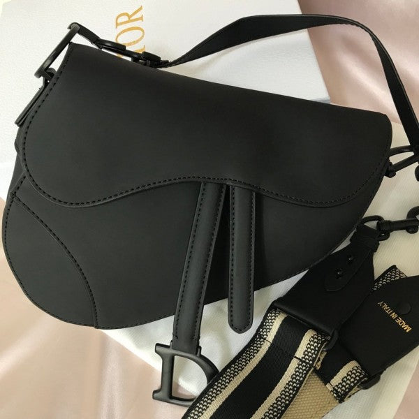 Christian Dior Saddle Bag Black Leather With Dust Bag (Black 18009) Classic Bags