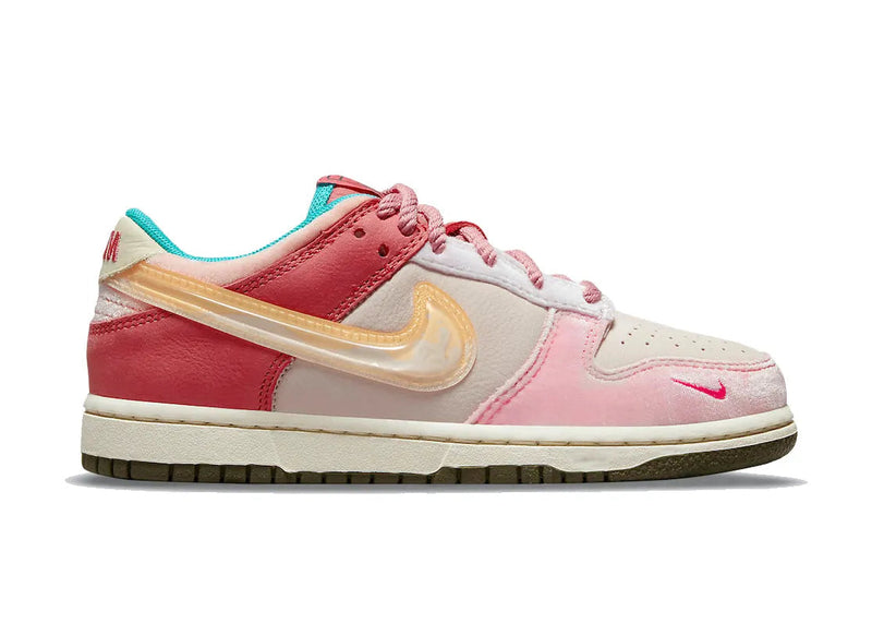 Nike Dunk Low Social Status Strawberry Milk