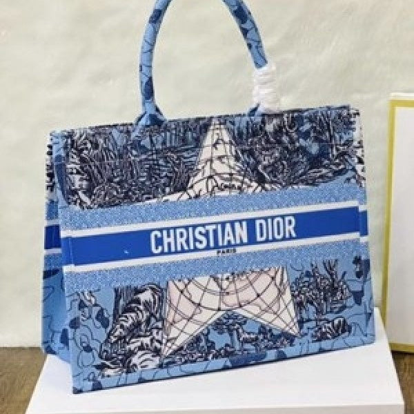 Dior Book Tote New Edition Exclusive