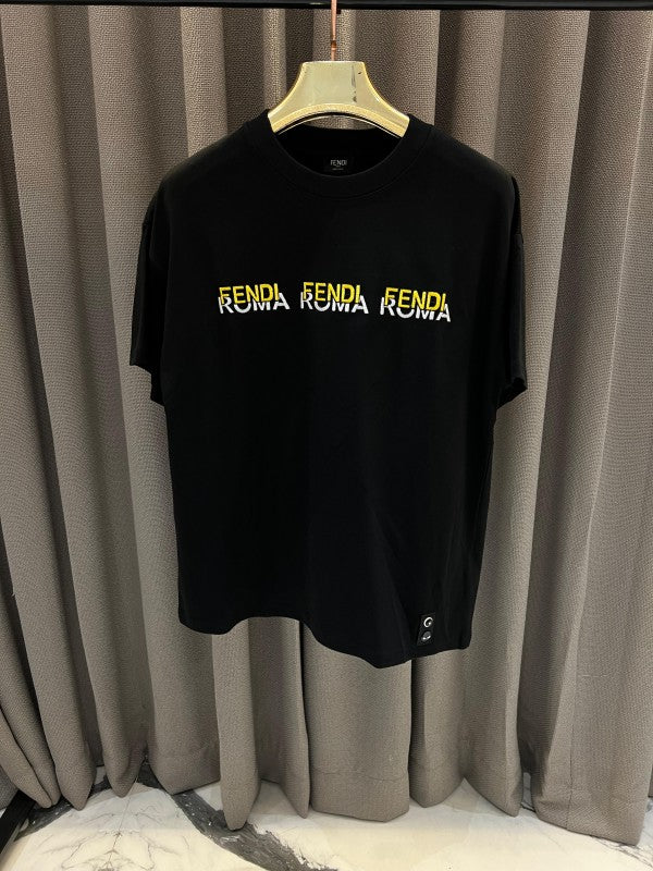 Fendi Roma Middle Brand Print Round Neck T-Shirt Black