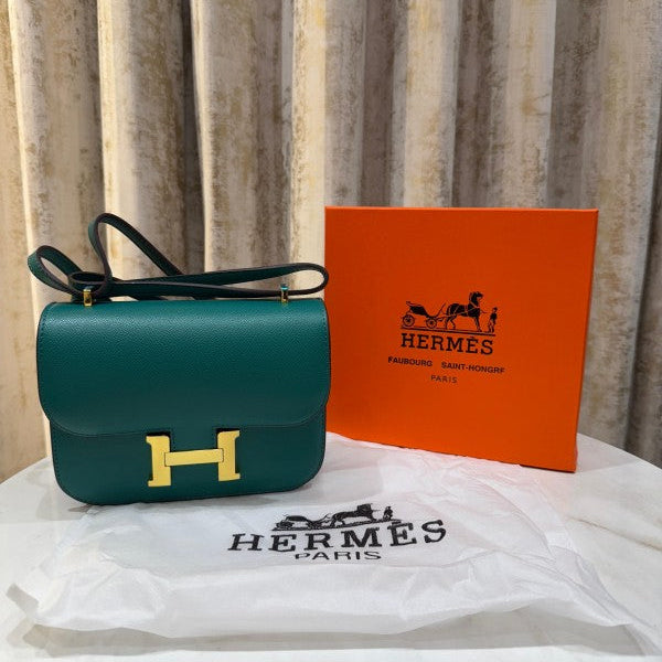 Hermes Constance Slim Epsom Vert With OG Box & Dust Bag KG-19 White