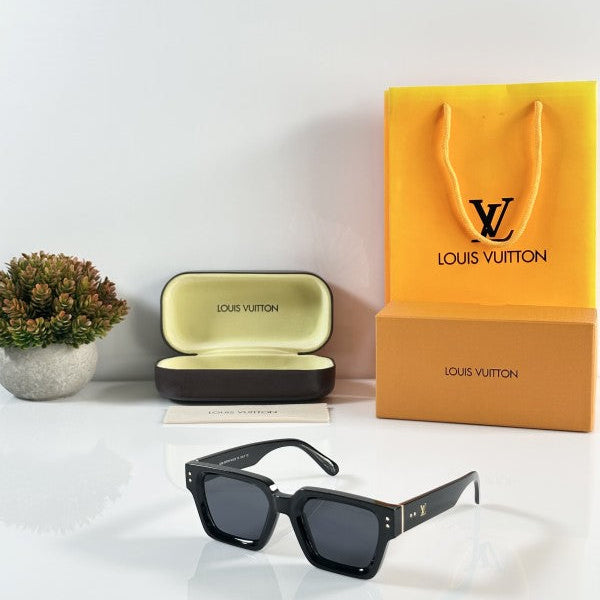 Louis Vuitton 8263 Black Sunglasses