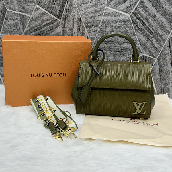 Louis Vuitton Cluny Bag Premium With Original Box (Bag)