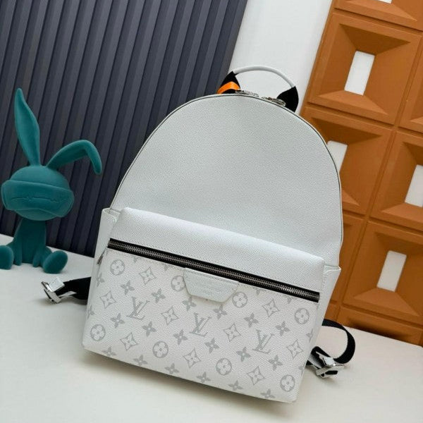 Louis Vuitton Discovery Backpack PM Premium High Quality Backpack With OG Box & Dust Bag (M30230 White)