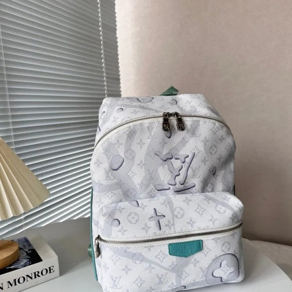 Louis Vuitton LV M22519 Discovery Premium Monogram Unisex Backpack With Dust Bag (White - 962)