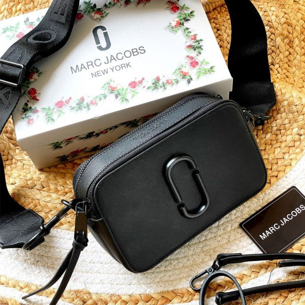 MARC JACOBS Snapshot Crossbody Bag With 2 Belts OG Box & Dust Bag (All Black - 170)