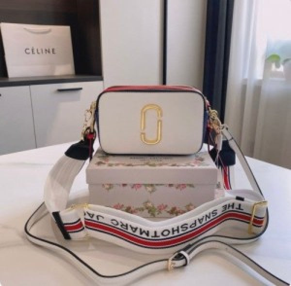 MARC JACOBS Snapshot Crossbody Bag With 2 Belts OG Box & Dust Bag (White - 151)