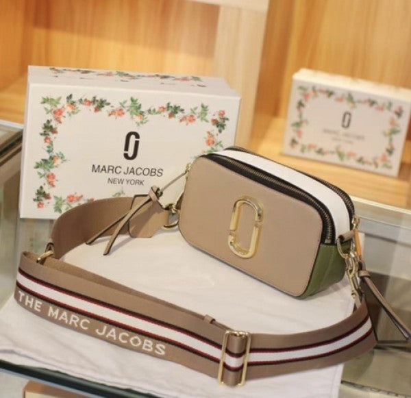 Marc Jacob Snapshot Bag (Signature)