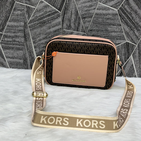 Michael Kors MK Maeve Camera Bag With Dust Cover