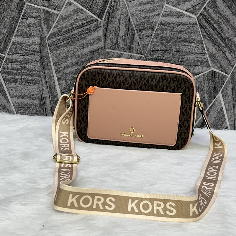 Michael Kors MK Maeve Camera Bag With Dust Cover