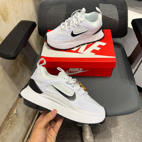 Nike Platform White – Shoes