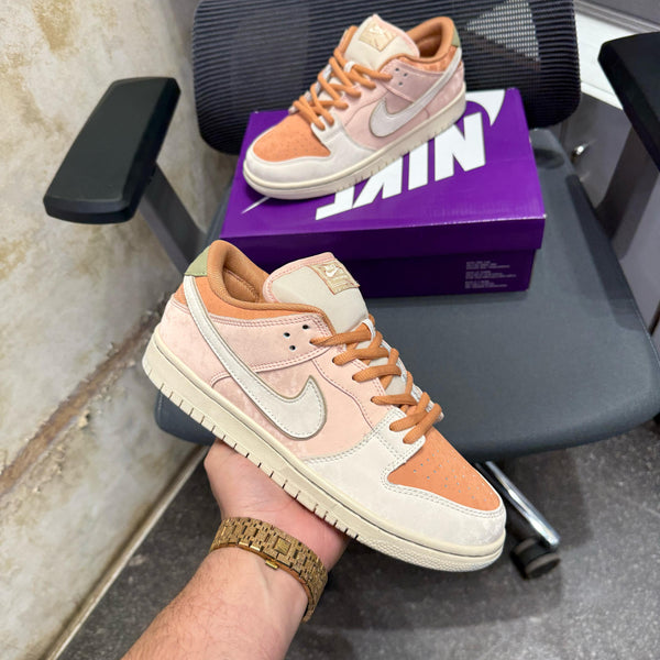 Nike SB Dunk Low Premium Trocadero – Shoes