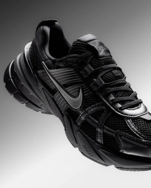 Nike V2K Run Black – Shoes