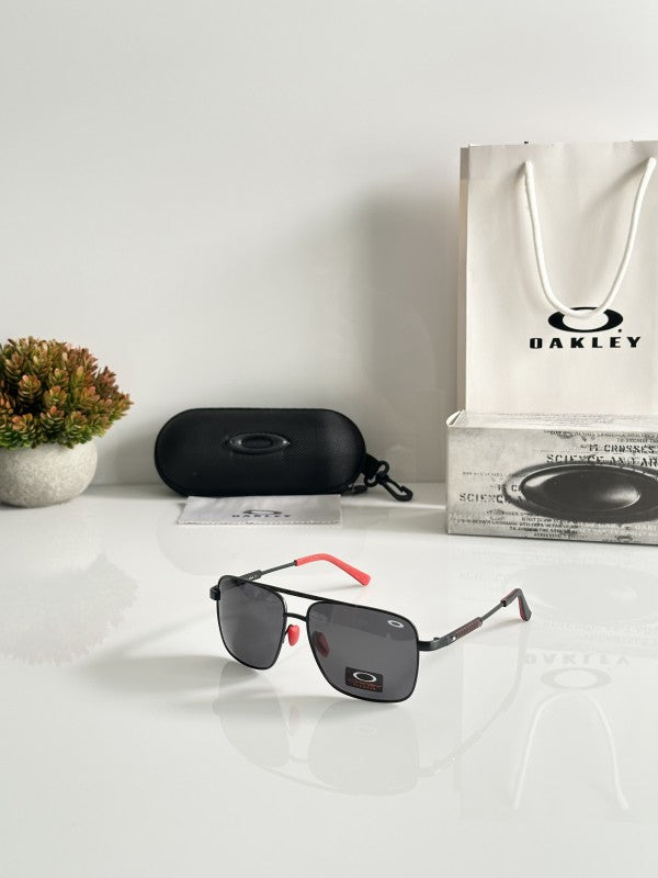 Oakley 8922 Black – Sunglasses