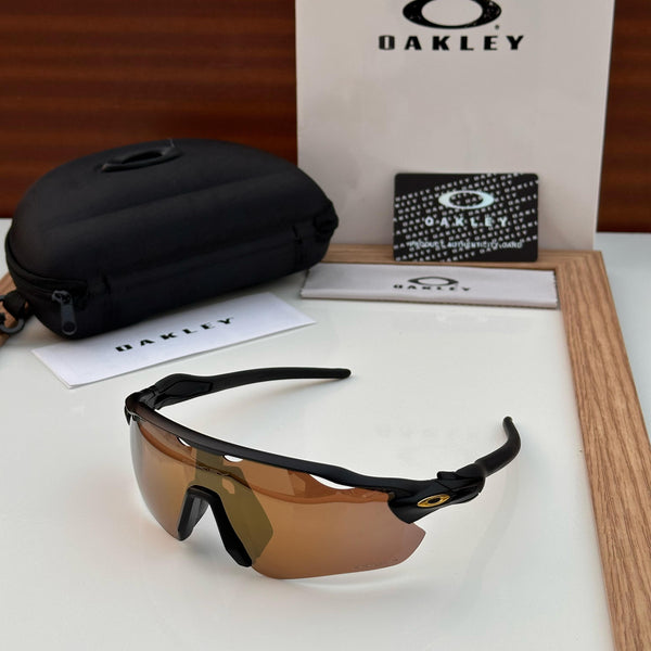 Oakley 9208 – Sunglasses