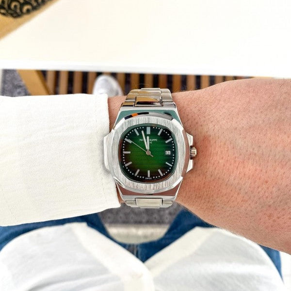 Patek Philippe Nautilus (Classic) Watch