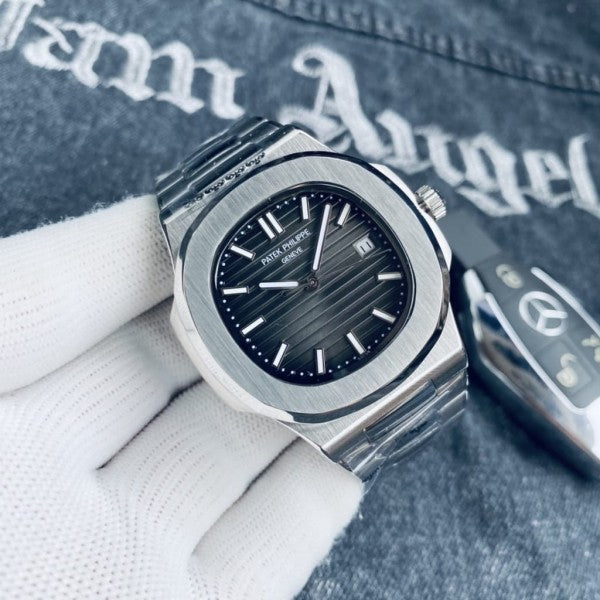 Patek Philippe Nautilus – Watch (Nautilus 2)