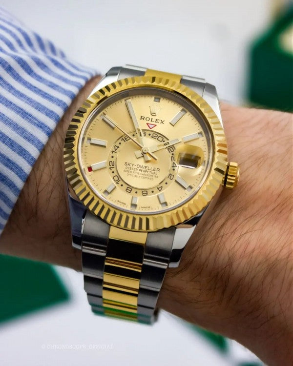 Rolex Oyster Perpetual Sky Dweller (Royal) - Watch