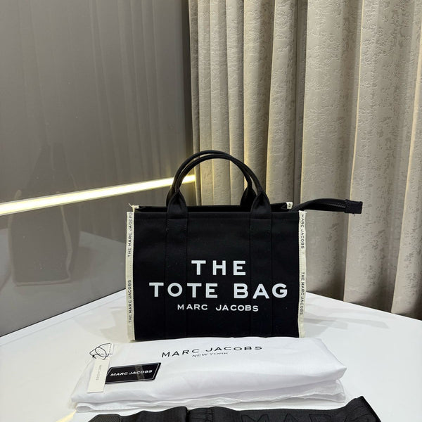 The Marc Jacobs Premium Black Tote Bag With Dust Bag (Signature Tote)