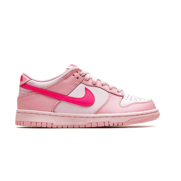 WMNS Nike Dunk Low Triple Pink