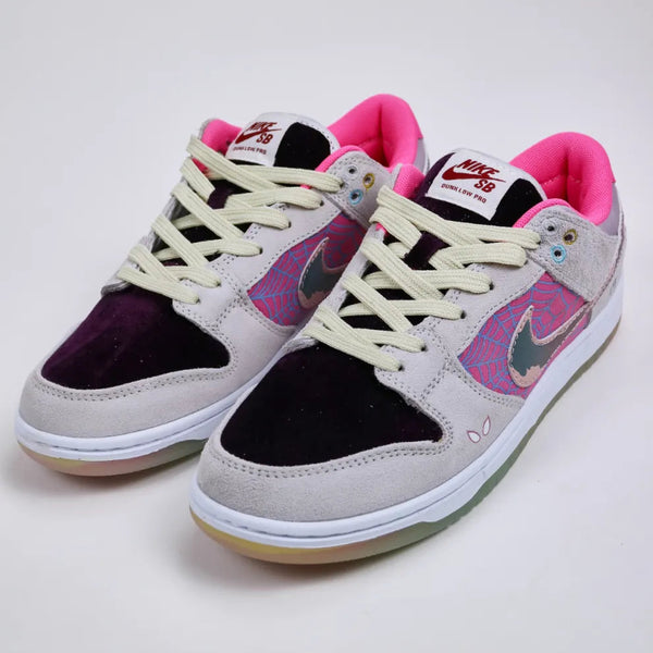 WMNS Nike SB Dunk Low Spider-Gwen