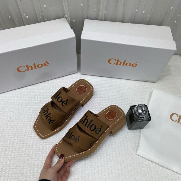 WMN Chlo?Premium Woody Slides in Brown whit og box