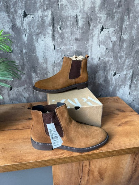 Zara Chelsea Boots Brown Suede Shoes