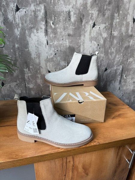 Zara Chelsea Boots Grey Suede Shoes